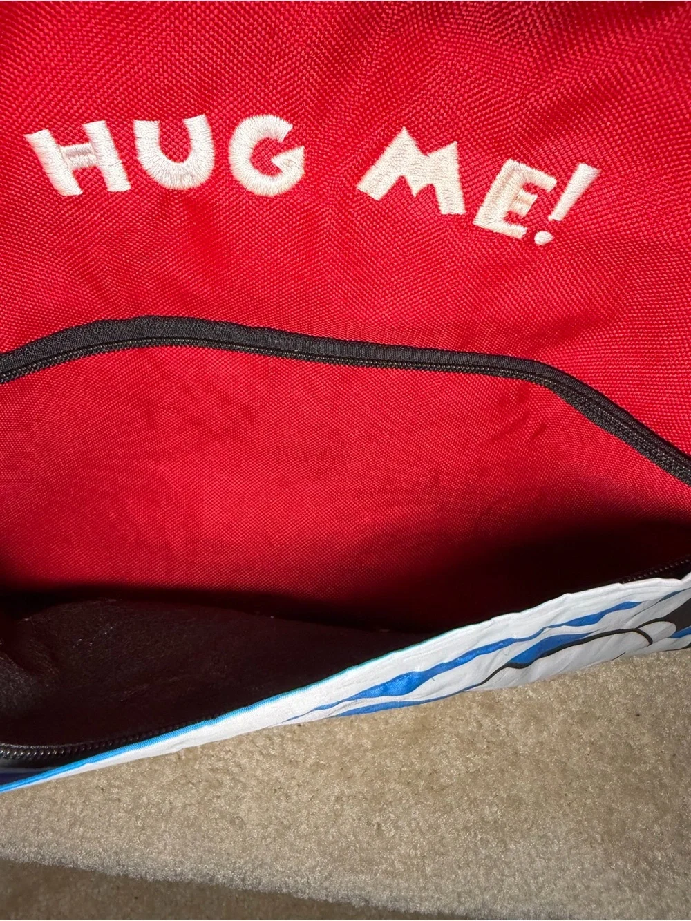 Mickey Mouse Disney Hug Me Hands Bag Crossbody Shoulder Travel Red Light Weight